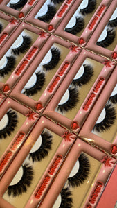 10 OR 20 CHINCHILLA LASHES