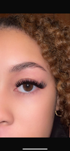 PRISCILLA - Pre glued lashes
