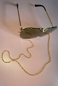 SUNGLASSES WITH CHAIN