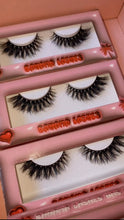 5 COCO LASHES